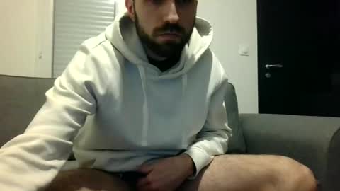 Mika online show from February 17, 11:53 pm