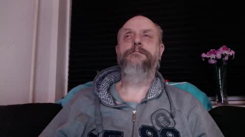 MrLazy online show from February 18, 6:16 pm