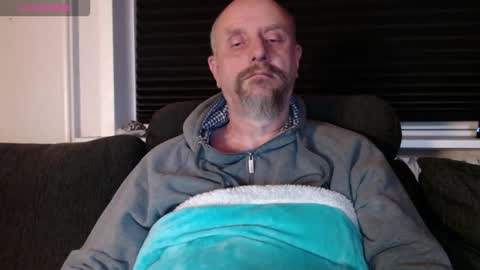 MrLazy online show from November 22, 7:46 pm