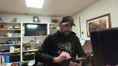 Snapshot of hardworkertn chatting on December 8, 7:32 pm hardworkertn online show from December 8, 7:32 pm