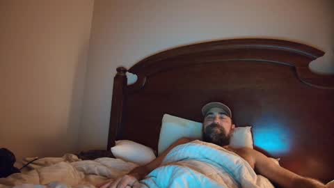 Snapshot of hardworkertn chatting on February 10, 4:08 am hardworkertn online show from February 10, 4:08 am