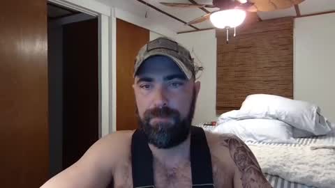 Snapshot of hardworkertn chatting on January 18, 8:09 pm hardworkertn online show from January 18, 8:09 pm