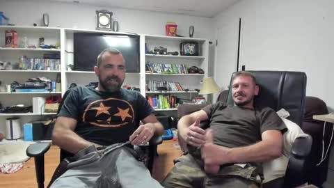 Snapshot of hardworkertn chatting on September 18, 2:02 am hardworkertn online show from September 18, 2:02 am