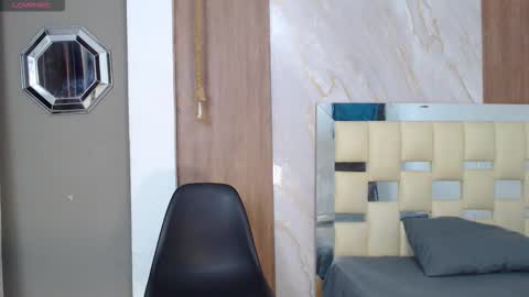 Harry online show from March 8, 1:03 am