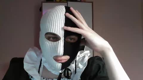 Two-Face online show from April 15, 11:04 pm