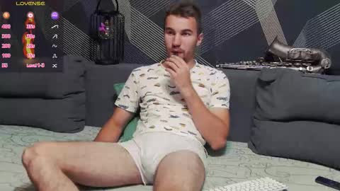 Snapshot of harvey_ren chatting on September 28, 8:29 pm Harvey online show from September 28, 8:29 pm