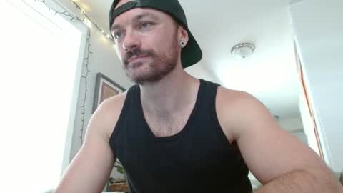 Snapshot of hbdude27 chatting on February 8, 11:57 pm RinnDude35 online show from February 8, 11:57 pm