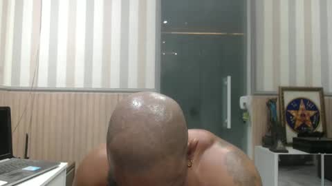 Snapshot of hebertgomes chatting on January 21, 1:18 am hebertgomes online show from January 21, 1:18 am