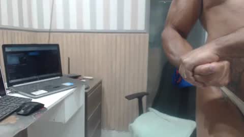Snapshot of hebertgomes chatting on September 26, 2:42 am hebertgomes online show from September 26, 2:42 am