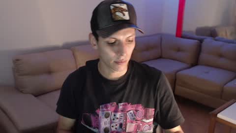 hefesto_69 online show from December 13, 10:34 pm