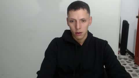 hefesto_69 online show from October 24, 3:41 am