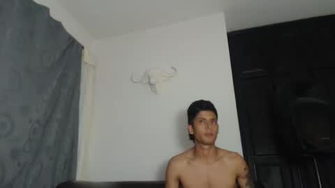 heiderccbadboy online show from May 20, 1:12 am