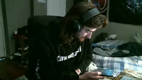 longhairbeardedguy online show from April 9, 11:16 am