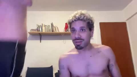 henriquemadaleno online show from September 18, 2:46 am