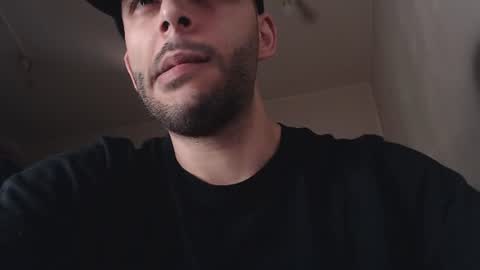 HenryAxe online show from July 10, 11:39 pm