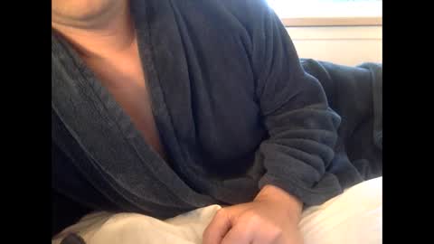 Henryhipster  sub  spank useme new Europe Twink kiss first fit kinky naughty online show from February 4, 8:42 am