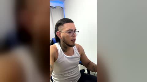 herick_baker online show from April 10, 12:17 am