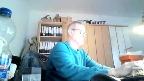 hering76 online show from December 31, 8:26 am