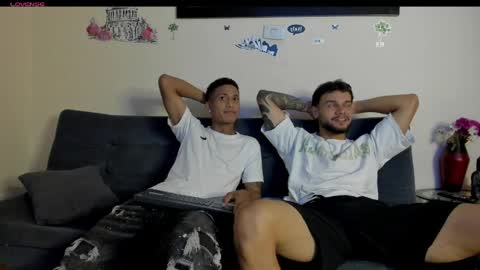 yeis online show from April 6, 9:04 pm