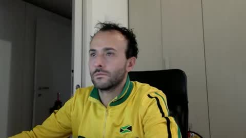 hhombre online show from December 18, 2:02 pm