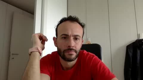 hhombre online show from April 16, 8:03 am