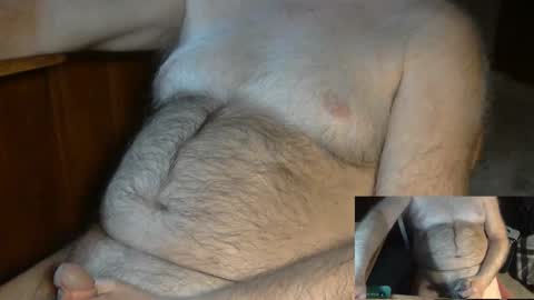 Snapshot of higgins11 chatting on January 11, 12:01 am higgins11 online show from January 11, 12:01 am