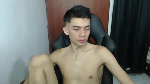 Hisokax online show from April 17, 3:42 am