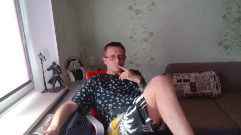 Snapshot of hlestus chatting on October 15, 7:38 am Wet Jack online show from October 15, 7:38 am