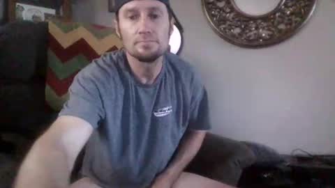 holefilla33 online show from April 4, 5:21 pm