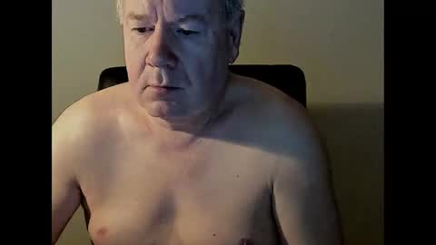 Holger online show from February 15, 2:58 am