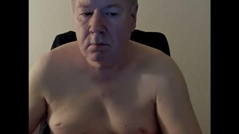 Holger online show from October 25, 2:19 pm