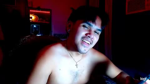 Snapshot of holydiorx chatting on October 28, 6:10 pm holydiorx online show from October 28, 6:10 pm