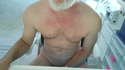 holymoses8 online show from April 24, 4:09 pm