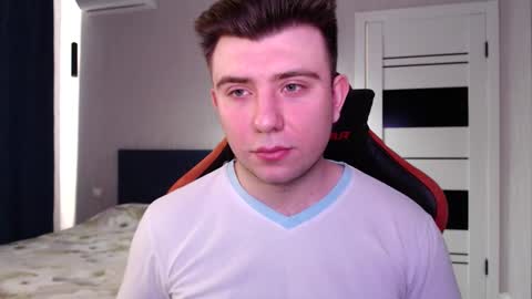 Wolfy online show from March 13, 4:53 am