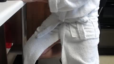 Snapshot of honeymaster290 chatting on January 6, 10:35 am honeymaster290 online show from January 6, 10:35 am