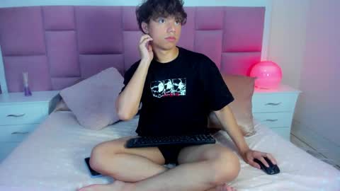 honeymoon_sariel online show from May 25, 2:45 pm