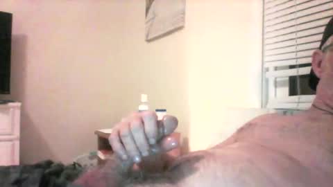 Snapshot of honj19747 chatting on December 19, 11:39 am honj19747 online show from December 19, 11:39 am