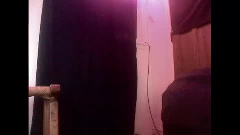 hopps28 online show from December 23, 3:40 am