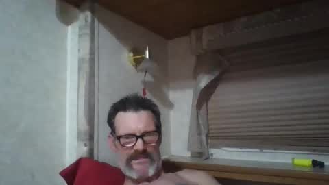 joey online show from May 2, 4:04 am