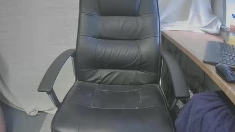 horneypanties305300 online show from June 5, 1:28 pm