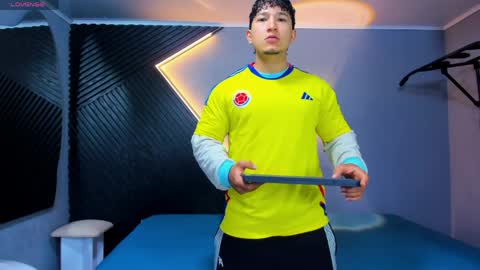 horny_nick18 online show from April 11, 10:30 am