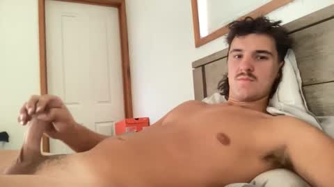 hornyboi186 online show from April 16, 4:45 am