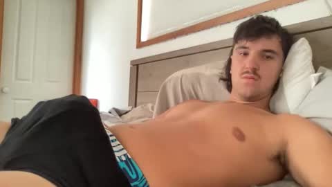 hornyboi186 online show from March 22, 1:43 am