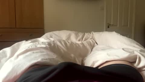 Snapshot of hornyian91 chatting on January 4, 9:21 am Liverpool lad online show from January 4, 9:21 am