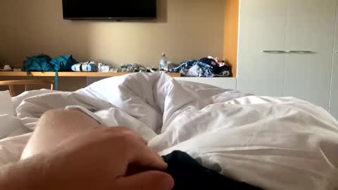 Snapshot of hornyian91 chatting on September 26, 8:23 am Liverpool lad online show from September 26, 8:23 am