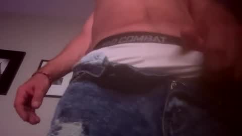 hoss43040 online show from November 15, 5:09 am