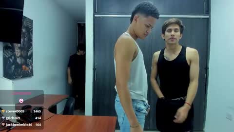 Vanesa Oliver and Andrew online show from January 19, 4:30 pm