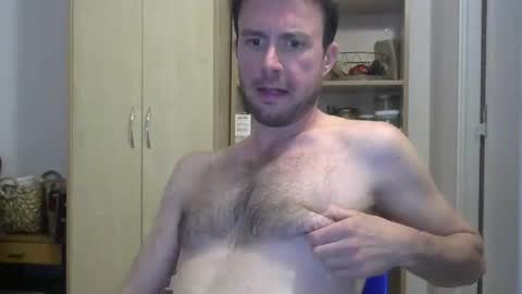 Le jardinier sexy online show from April 7, 8:09 pm