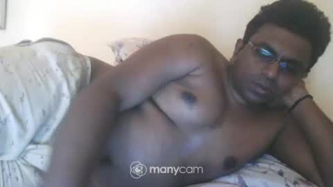 hotgluteus4321 online show from June 21, 12:11 pm