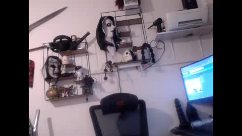 hotkinkytat online show from February 18, 11:19 pm